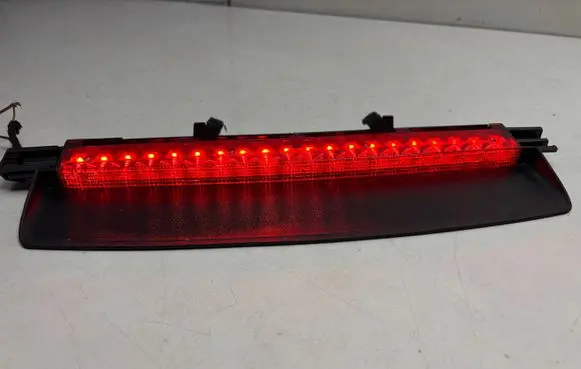 Audi A6 S6 C6 4F Third/center stoplight 4F5945097