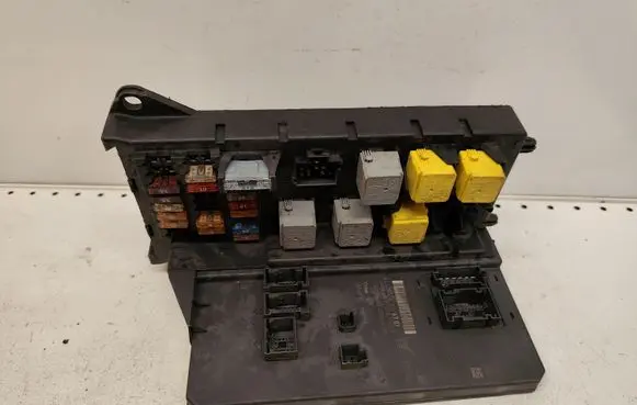 Volkswagen Crafter SAM control unit A9069006701