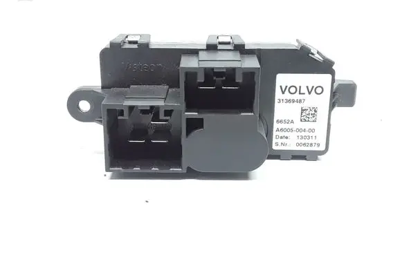 Volvo V40 Glow plug pre-heat relay 31369487