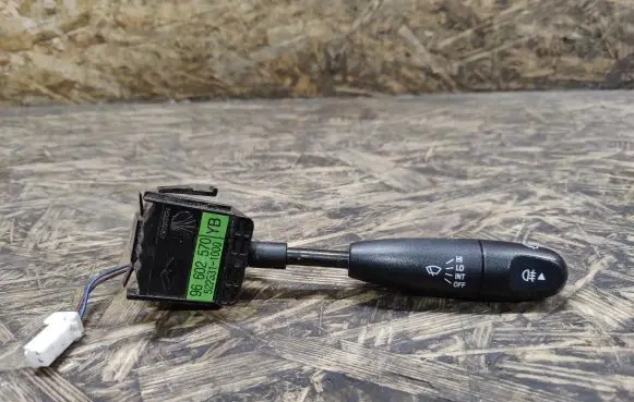 Chevrolet Aveo Wiper switch 96602570
