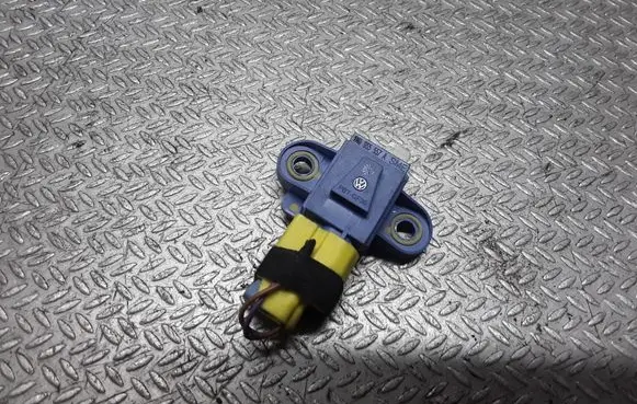 Volkswagen Golf V Airbag deployment crash/impact sensor 1K0955557A