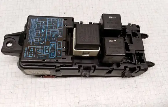 Mitsubishi Space Star Fuse module MB953355