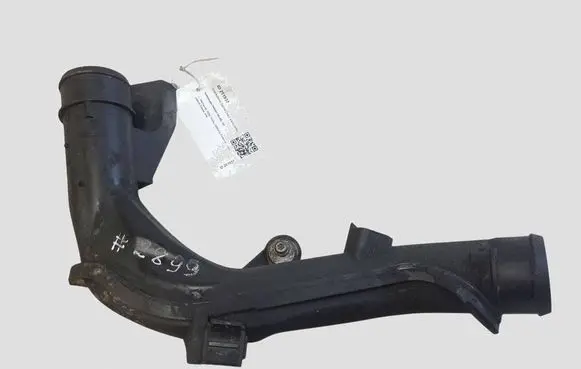 Volkswagen PASSAT B6 Intercooler hose/pipe 5N0145770
