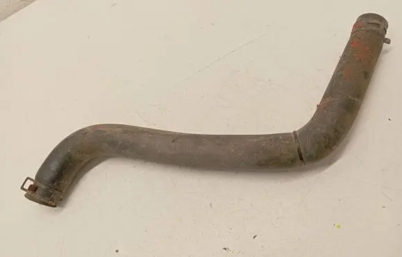 Mitsubishi Endeavor Engine coolant pipe/hose