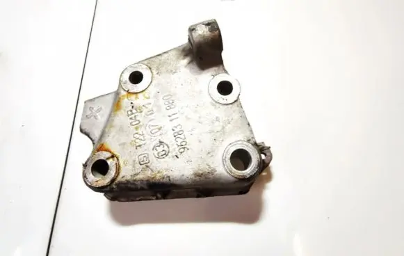 Peugeot 307 Engine mounting bracket 9628311880