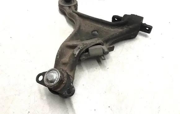 Front lower control arm/wishbone