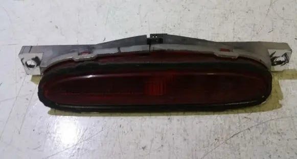 Chrysler Stratus Third/center stoplight 04630234