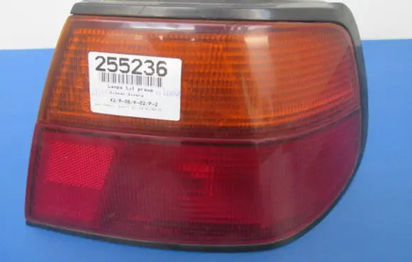 Nissan Almera Rear/tail lights