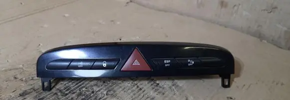 Peugeot RCZ Hazard light switch 9659214977