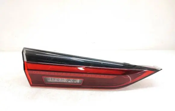 BMW i4 Tailgate rear/tail lights 659341 A046318 659000