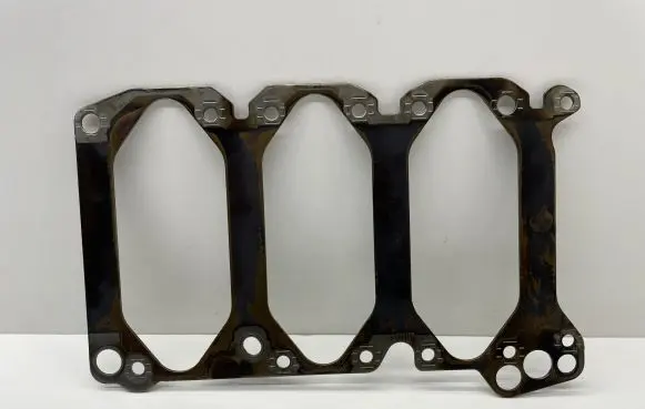 Volkswagen PASSAT B6 Other engine bay part 06B103307D