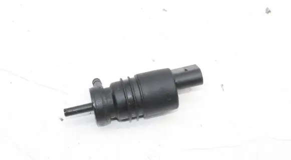 Mercedes-Benz E W211 Windscreen/windshield washer pump