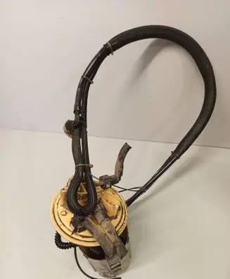 Volvo XC70 In-tank fuel pump 30636883