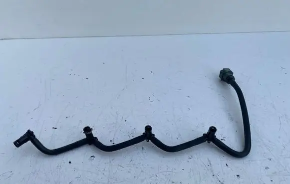 Volvo V40 Fuel return line/hose 