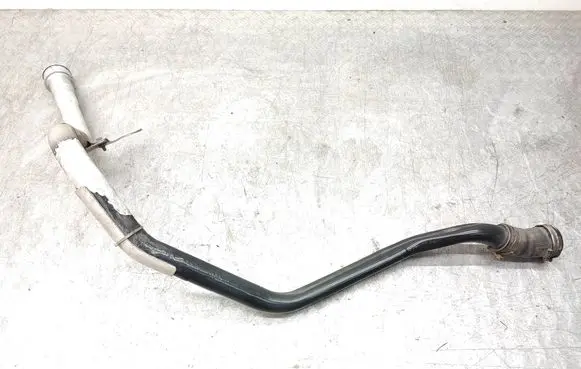 Volvo V70 Fuel tank filler neck pipe 31392654