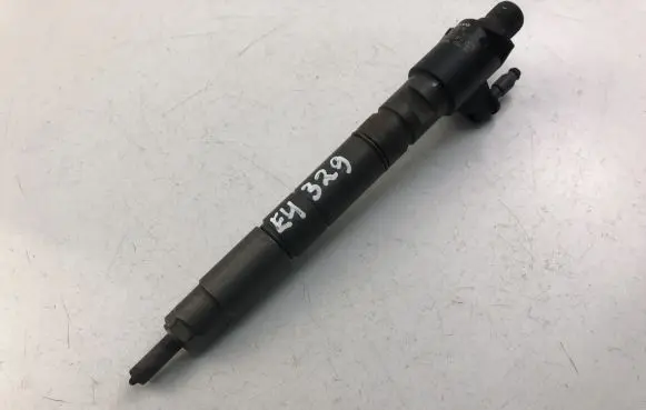 Volvo XC60 Fuel injector 31272690