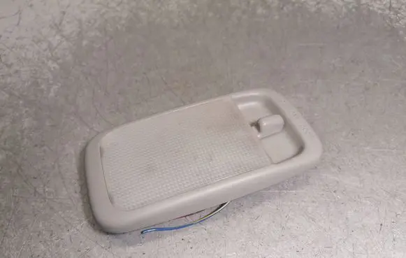 Toyota Yaris Rear seat light