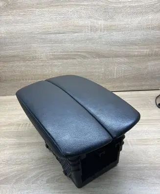 BMW X5 E70 Armrest 6969543 0117843
