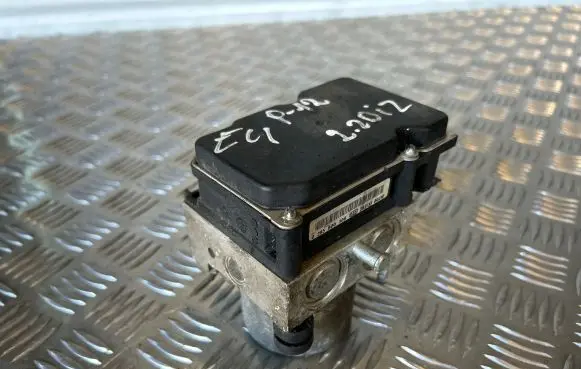 Nissan Almera N16 ABS Pump 0265800308 28213300210