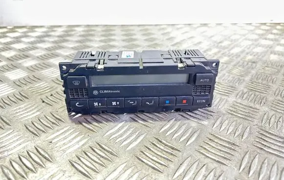 Volkswagen PASSAT B5.5 Climate control unit 3B1907044K