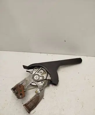 Suzuki SX4 Hand brake release handle 