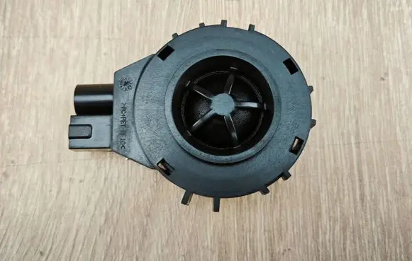 Audi Q3 F3 Panel speaker 83A035399