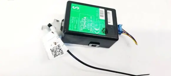 Toyota Auris 150 Door control unit/module 8974002010