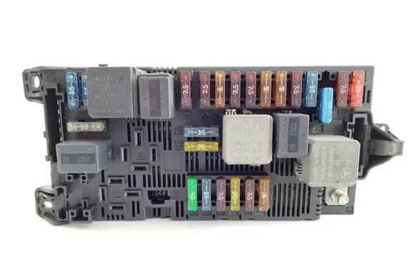 Mercedes-Benz E W211 Fuse module 2115453801