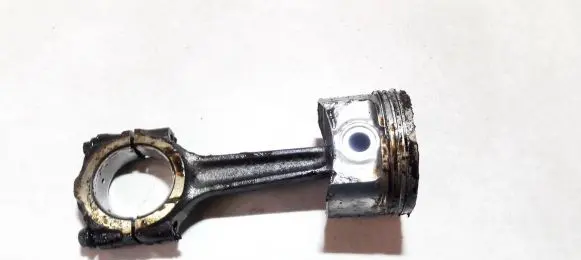 Fiat Punto (188) Piston with connecting rod