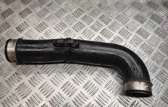 Skoda Octavia Mk2 (1Z) Intercooler hose/pipe 1K0145838C
