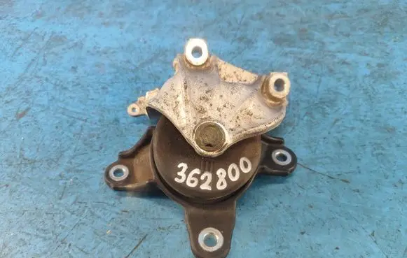 Honda Accord Engine mount bracket 50870TA0A03