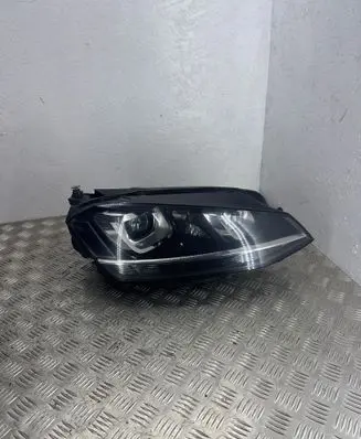 Volkswagen Golf VII Headlight/headlamp 5G1941032 90024314 8K0941597E