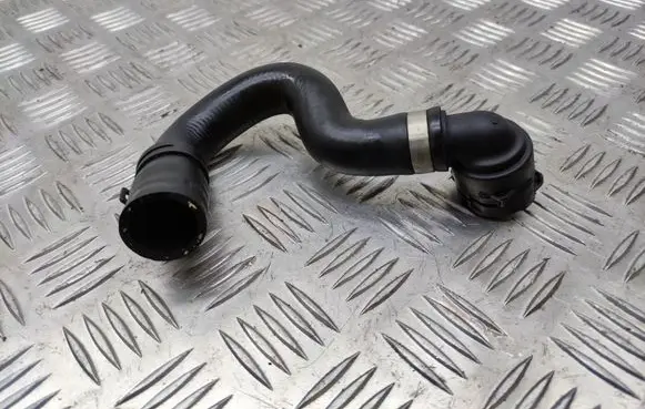 Skoda Octavia Mk3 (5E) Engine coolant pipe/hose