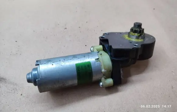 Seat adjustment motor