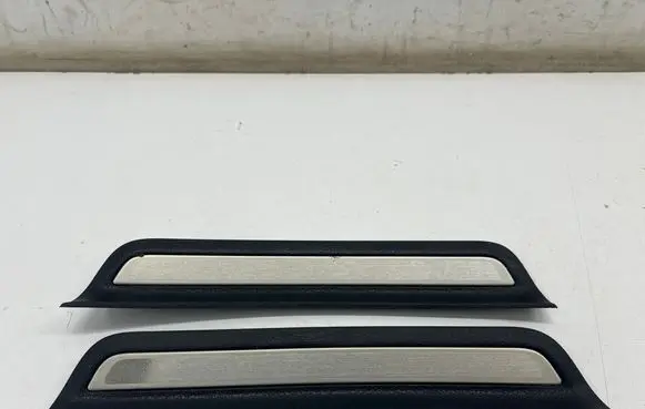 KIA Stinger Rear sill trim cover 85887J5100 85877J5100