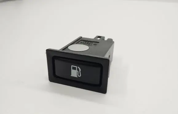 Toyota Avensis T250 Fuel tank opening switch 156795 5660G73