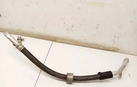 Dacia Sandero Air conditioning (A/C) pipe/hose 924540258R