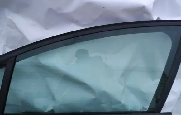 Citroen C4 I Front door window glass four-door