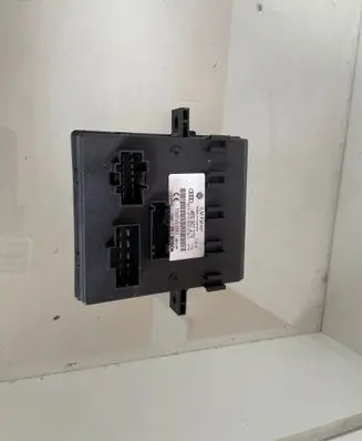 Audi A6 S6 C6 4F Comfort/convenience module 4F0907279 F005V00562 4F0910279D