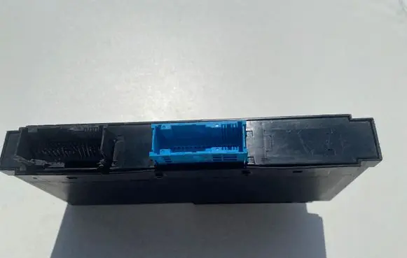 BMW 3 E90 E91 Comfort/convenience module 9187539 10681810