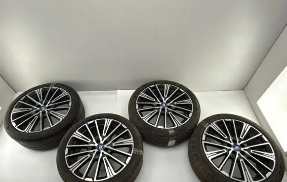BMW iX1 R20 alloy rim 6898042