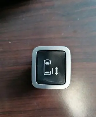 Chrysler Pacifica Central locking switch button 