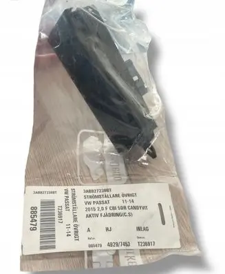 Volkswagen PASSAT B6 Tailgate/trunk/boot open switch 3AB927238BT