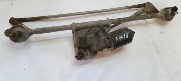 Chrysler PT Cruiser Front wiper linkage and motor