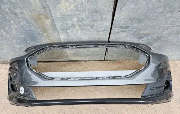 Ford Focus Front bumper NX7B-17C831-AA NX7B17C831AA