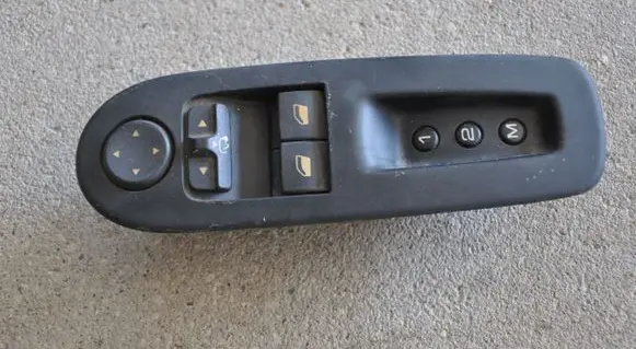 Peugeot 407 Electric window control switch 96588276XT