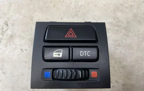 BMW 3 E90 E91 Hazard light switch 6945652