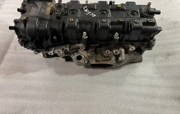 Chrysler Pacifica Engine head 04893811AF