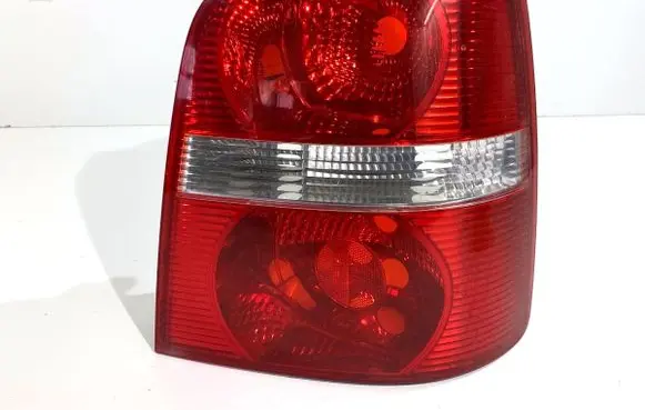 Volkswagen Touran I Rear/tail lights 