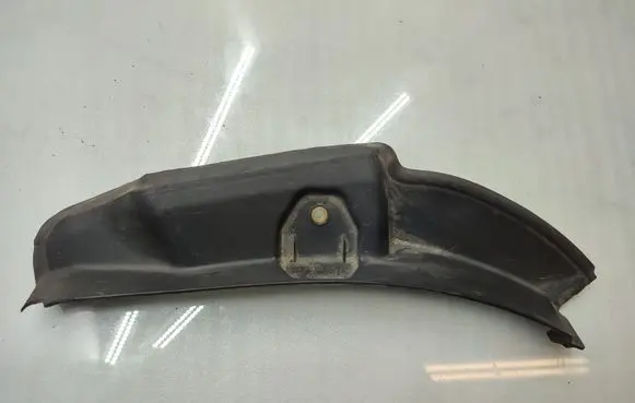 Mercedes-Benz C W205 Rear/tail light trim molding A2056930633